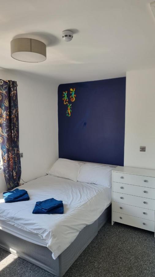 En Suite Room With Kitchen Facilities Nottingham Extérieur photo